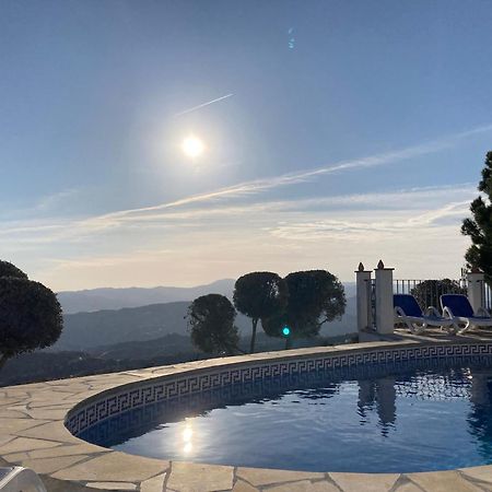 Casa Soleada Holiday Fully Private Villa Canillas de Aceituno Eksteriør billede